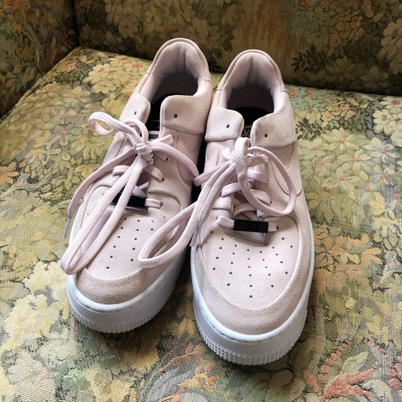 nike air force platform pink